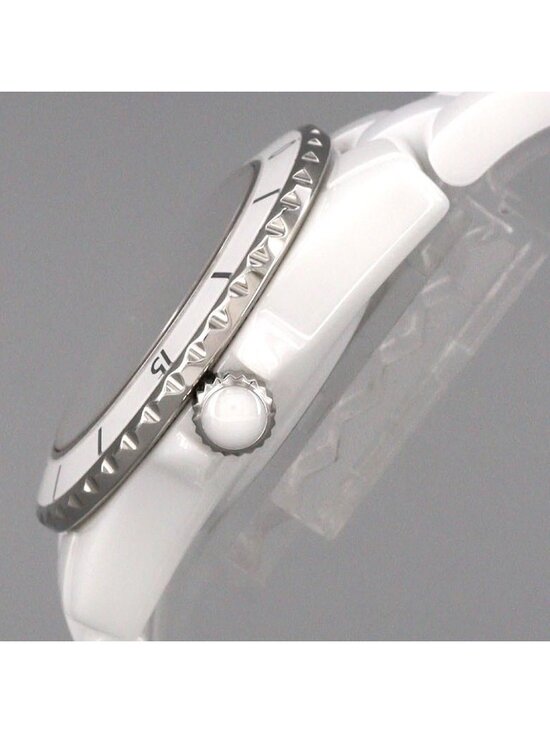 Chanel 33 Ceramic Quartz Watch main image 9